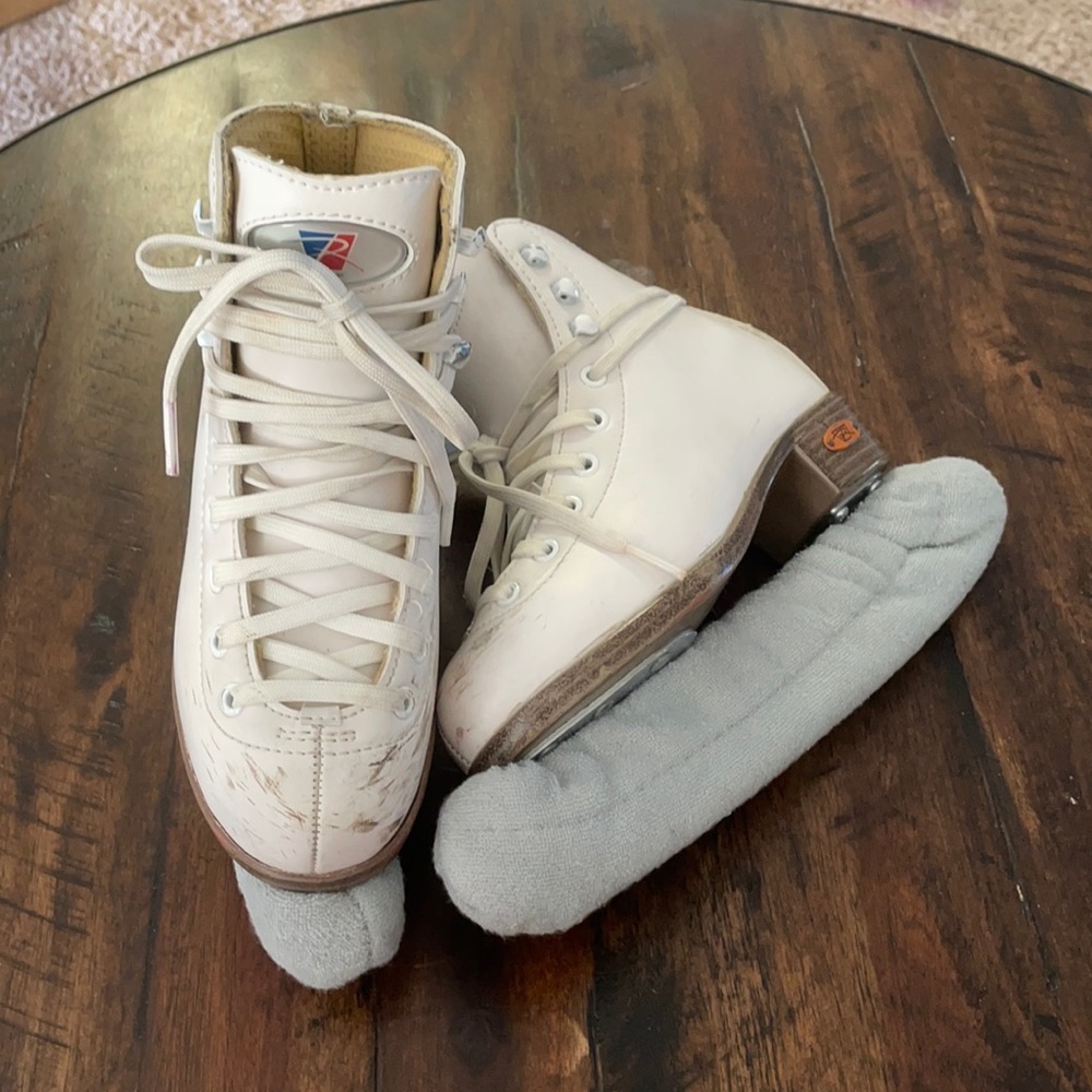 Riedell children’s figure skates.